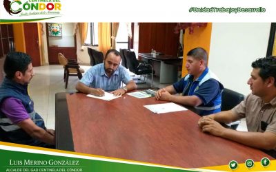 SE FIRMA CONVENIO INTERINSTITUCIONAL PARA LA SEÑALIZACIÓN DE LAS CALLES DE LA CIUDAD DE ZUMBI Y PANGUINTZA.