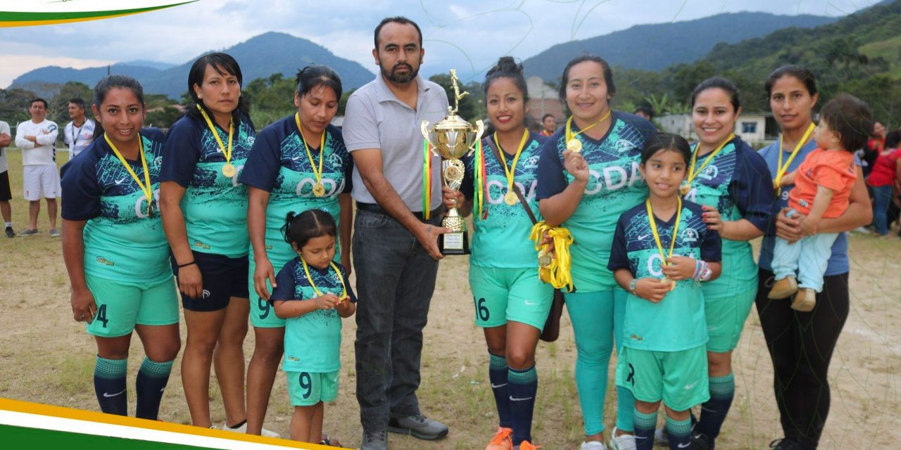 CLAUSURA DEL CAMPEONATO DE LA LIGA BARRIAL DE PANGUINTZA 2019.