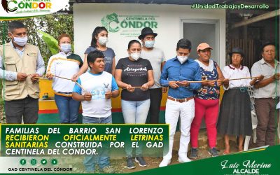 FAMILIAS DEL BARRIO SAN LORENZO RECIBIERON OFICIALMENTE LETRINAS SANITARIAS CONSTRUIDA POR EL GAD CENTINELA DEL CÓNDOR.