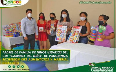 PADRES DE FAMILIA DE NIÑOS USUARIOS DEL CDI “CARRUSEL DEL NIÑO” DE PANGUINTZA RECIBIERON KITS ALIMENTICIOS Y MATERIAL DIDÁCTICO.