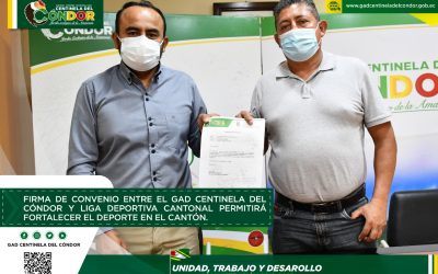 FIRMA DE CONVENIO ENTRE EL GAD CENTINELA DEL CÓNDOR Y LIGA DEPORTIVA CANTONAL PERMITIRÁ FORTALECER EL DEPORTE EN EL CANTÓN.