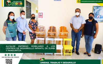ALCALDE ENTREGÓ MOBILIARIO A LOS CENTROS DE DESARROLLO INFANTIL DE ZUMBI Y PANGUINTZA