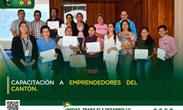 CAPACITACIÓN A EMPRENDEDORES DEL CANTÓN